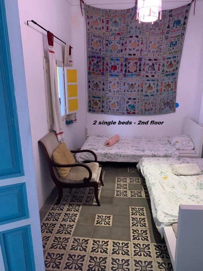 Ananda'S Mundo Guest House Orgiva Bagian luar foto