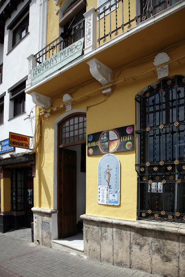 Ananda'S Mundo Guest House Orgiva Bagian luar foto