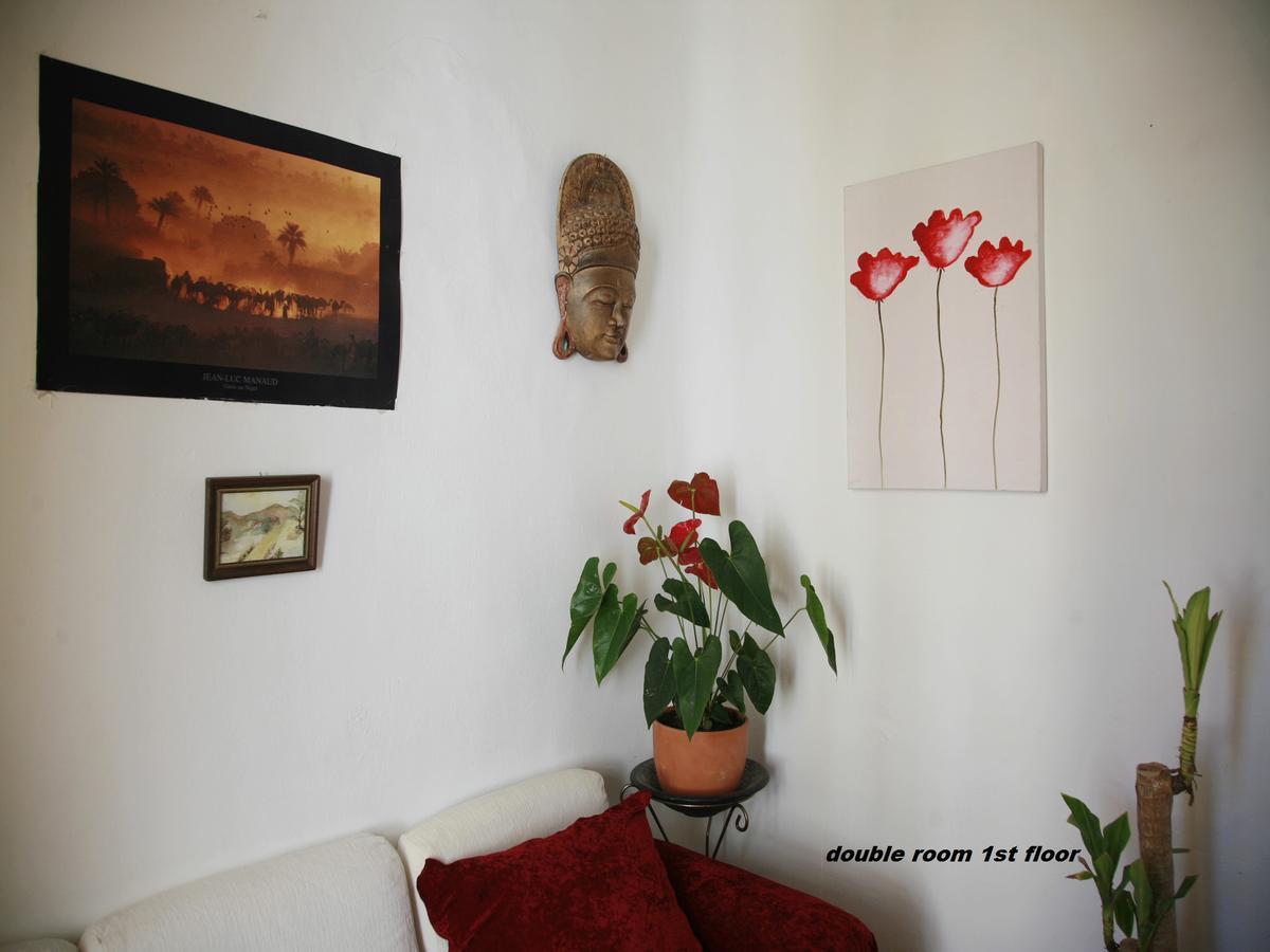 Ananda'S Mundo Guest House Orgiva Bagian luar foto