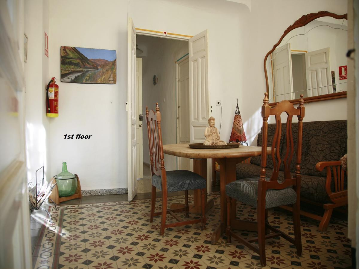 Ananda'S Mundo Guest House Orgiva Bagian luar foto